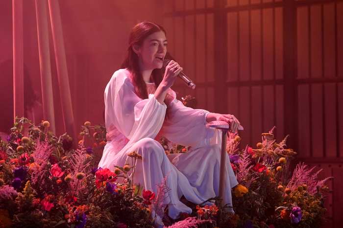 Lorde Is Not Performing At 2021 VMAs After 'Change in Production Elements'