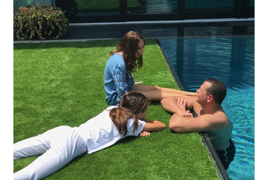 May 2017 Alex Rodriguez Best Moments With His Daughters Natasha and Ella