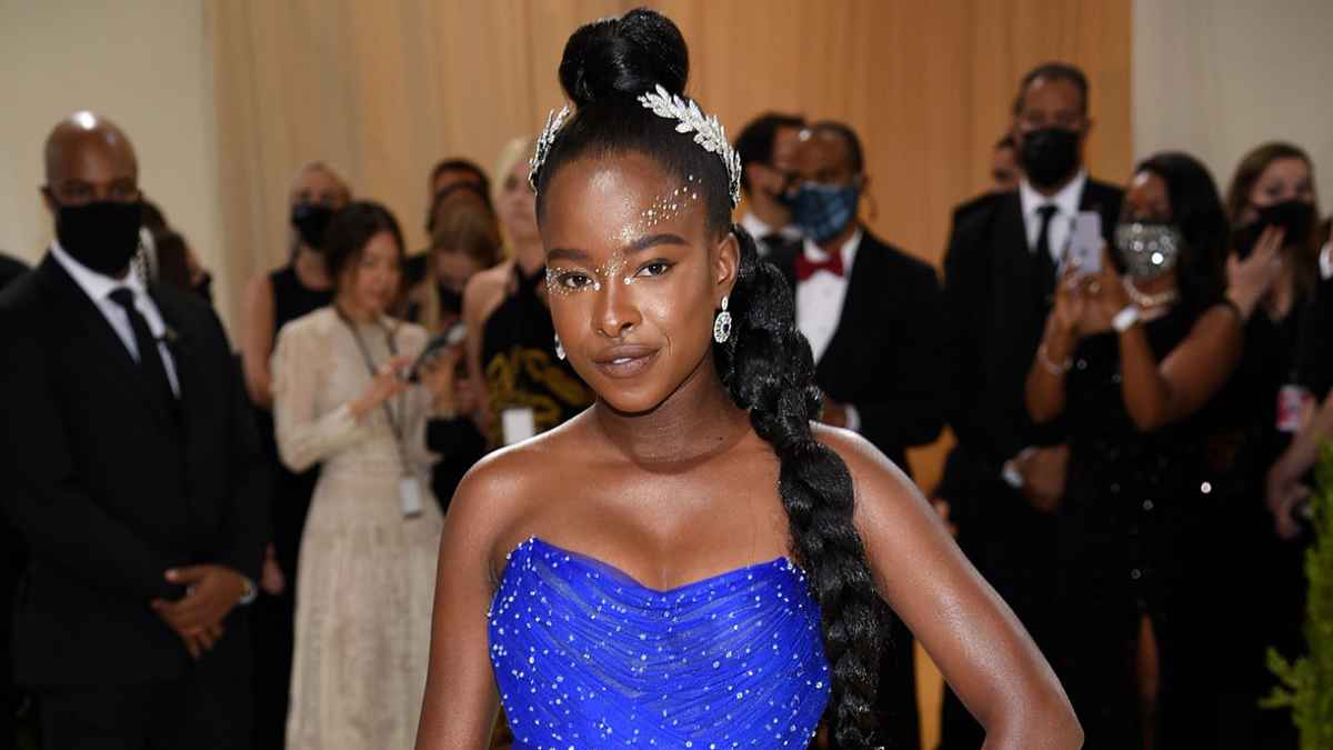 Met Gala 2021: Amanda Gorman's Red Carpet Fashion, Dress | Us Weekly Met Gala 2021: Amanda Gorman's Red Carpet Fashion, Dress | Us Weekly