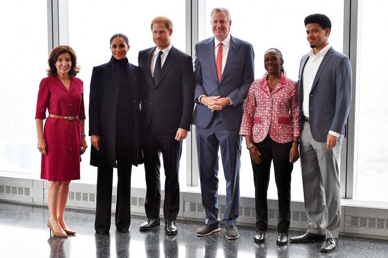 Prince Harry and Meghan Markle Kick Off New York City Visit at One World Trade Center Observatory 04