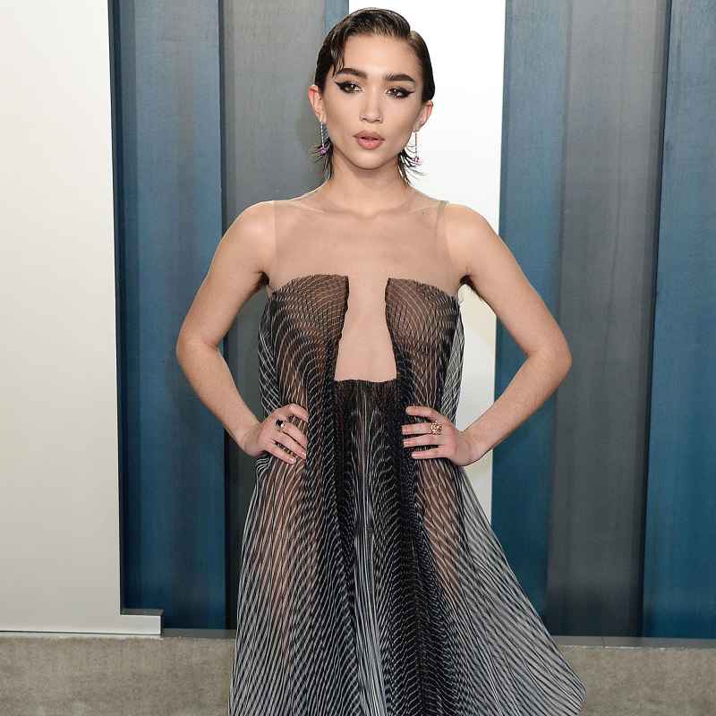 Rowan Blanchard Cherry Red Hair Is Ultimate Fall Color Inspo