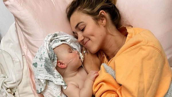 Sadie Robertsons 4 Month Old Daughter Honey Is Battling RSV Its Heartbreaking