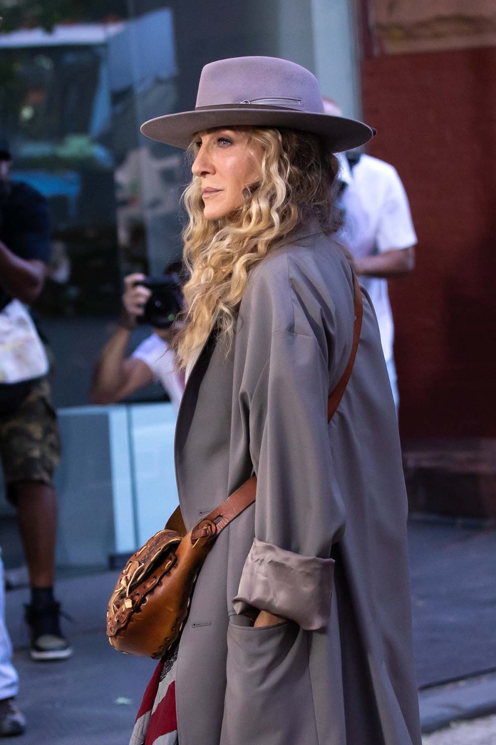 Sarah Jessica Parker Returns And Just Like That Set After Willie Garsons Death