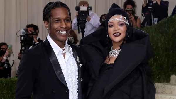 Met Gala 2021 Slay! Rihanna and A$AP Rocky Turns Heads on Met Gala Red Carpet