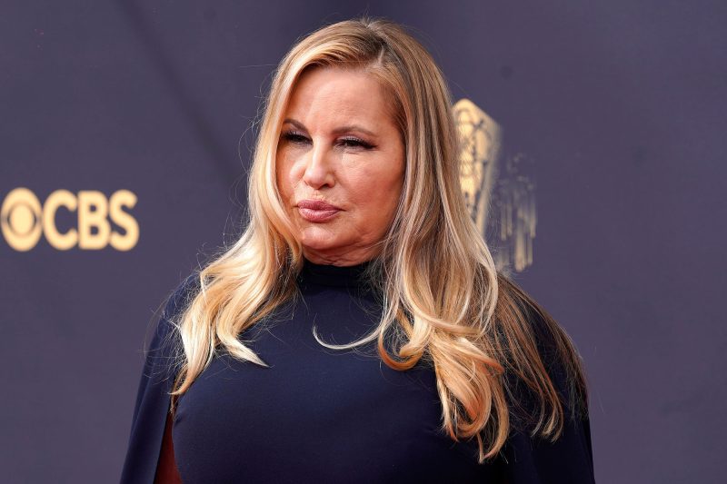 The Best Beauty Looks at the 2021 Emmy Awards Jennifer Coolidge