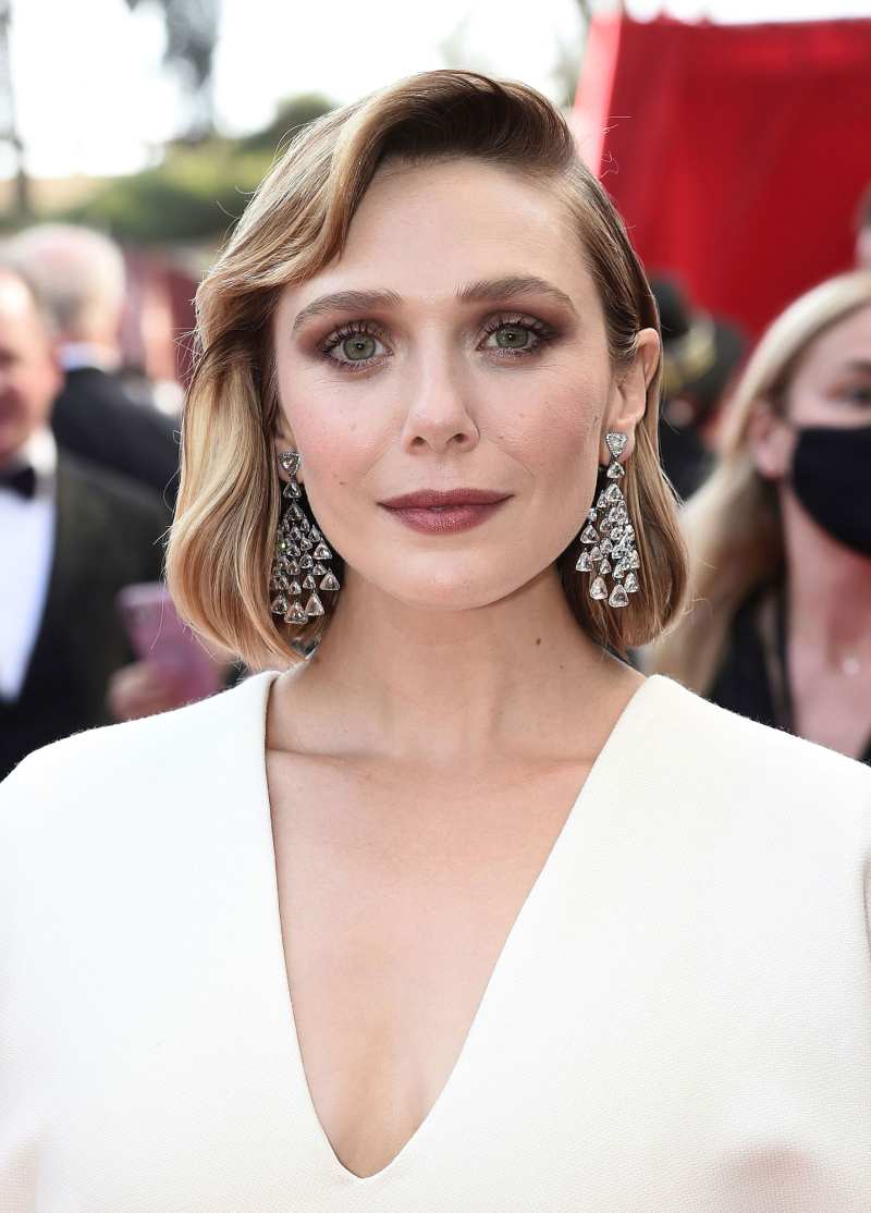 The Best Beauty Looks at the 2021 Emmy Awards Elizabeth Olsen
