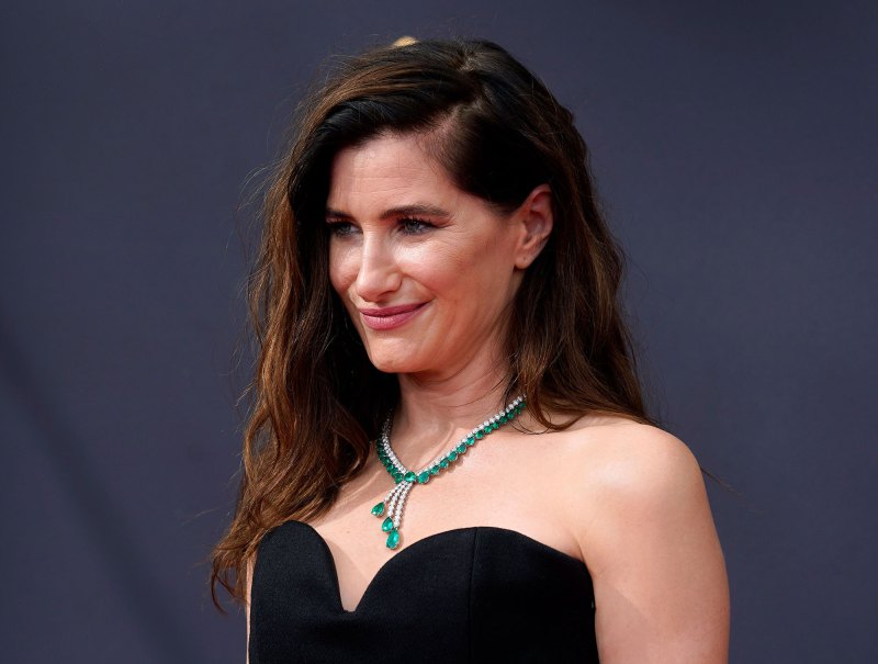 The Best Beauty Looks at the 2021 Emmy Awards Kathryn Hahn