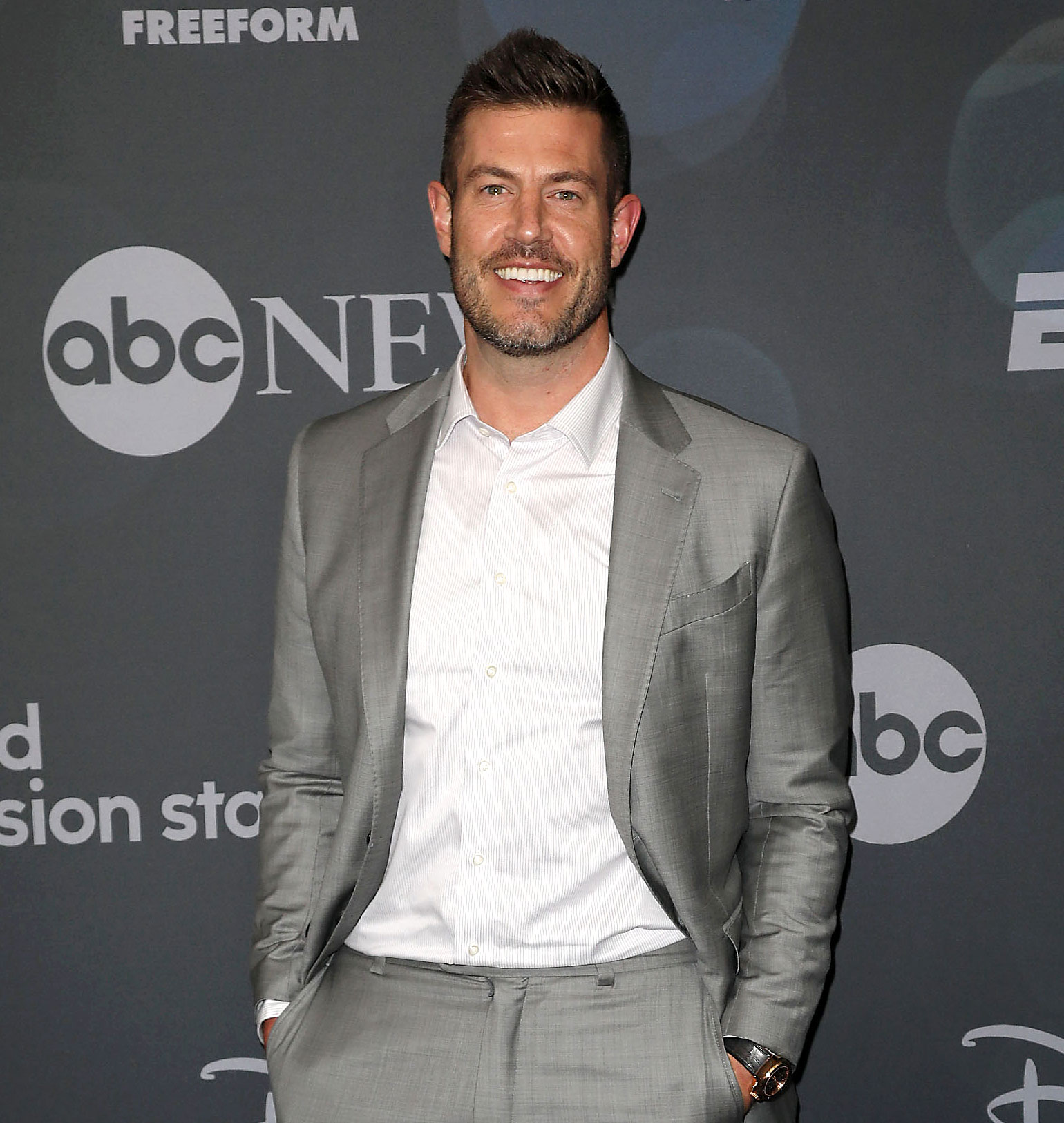 Who Is Jesse Palmer 5 Things To Know About The Bachelor Season 26 Host
