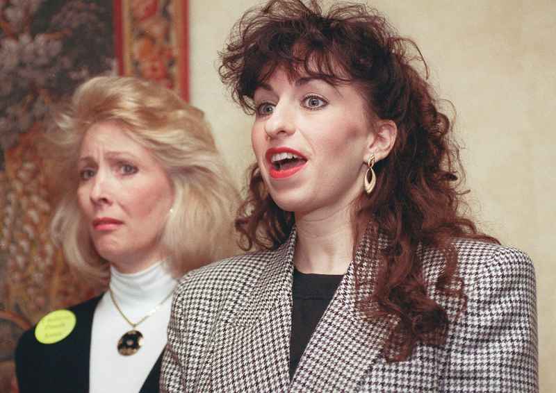 Who Is Paula Jones 5 Things Know About Impeachment Character