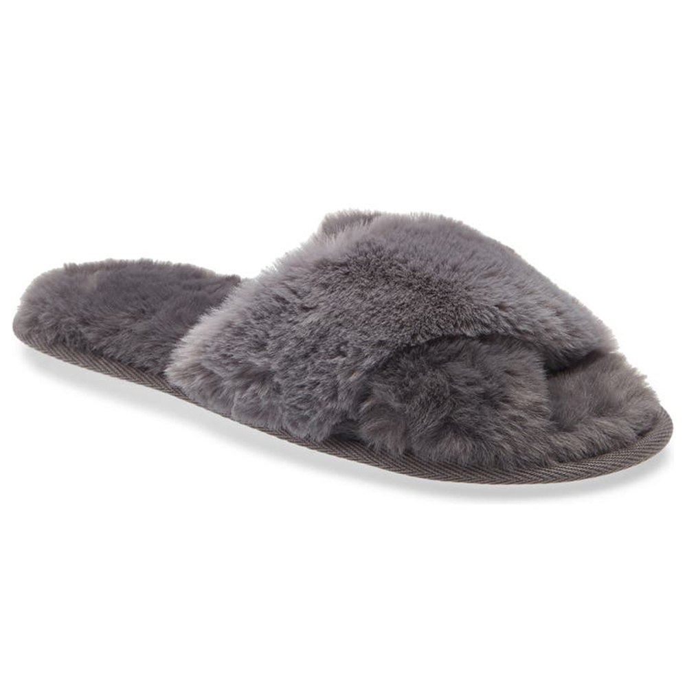 nordstrom-sale-faux-fur-slipper