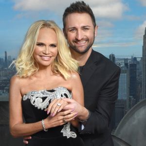 All the Details Kristin Chenoweth’s Engagement Ring From Josh Bryant