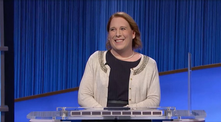 Amy Schneider competes on Jeopardy