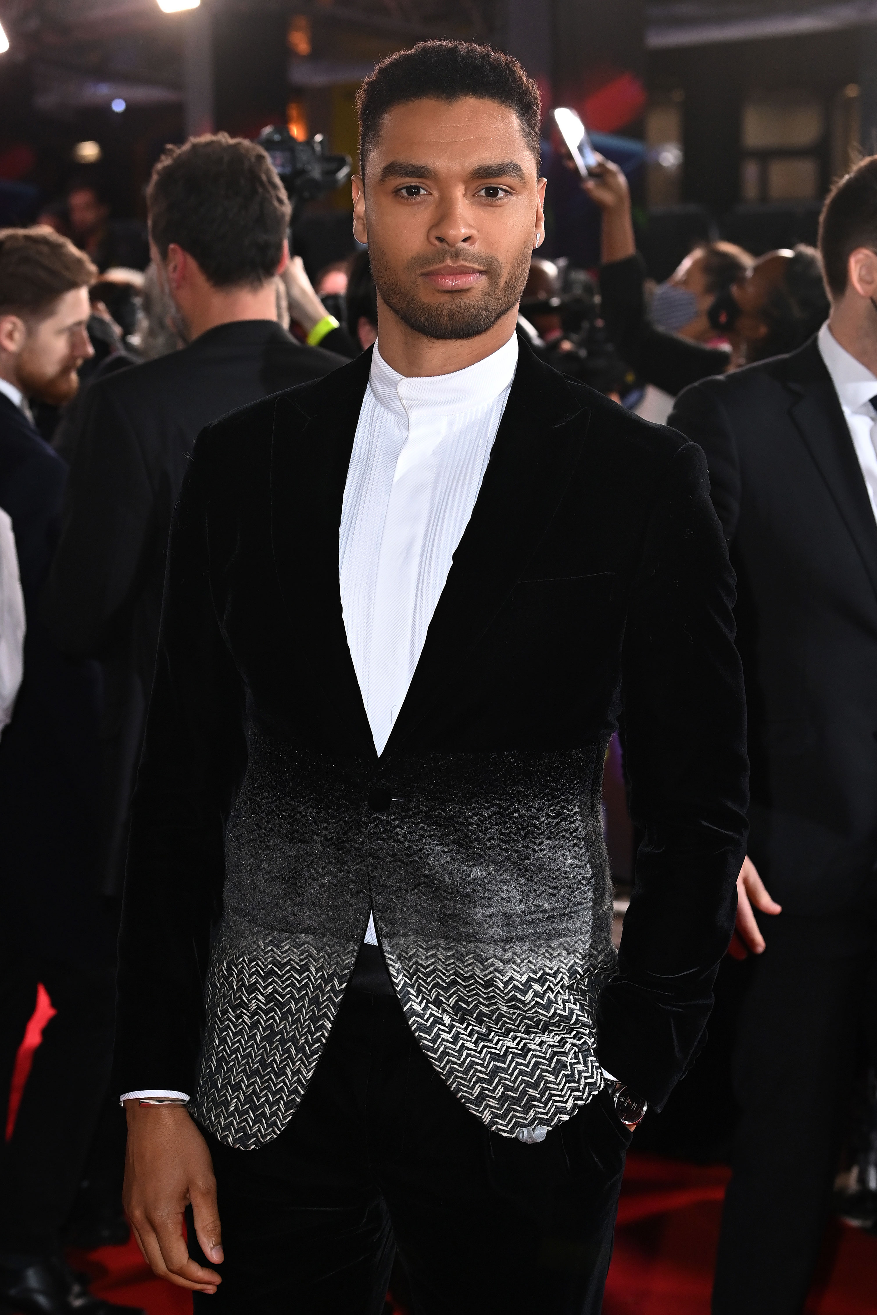 Bridgerton's Rege-Jean Page Shows Off His Singing Voice in Swoon-Worthy Audiobook Clip