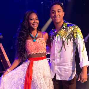 Dancing With the Stars’ Kenya Moore Thought She Broke Her Ribs During Disney Week