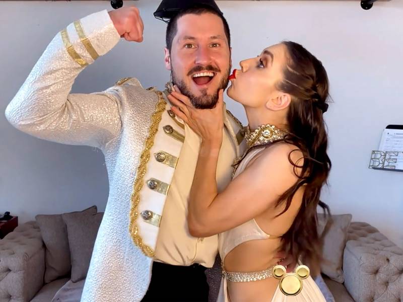 Gallery Update: Dancing With the Stars’ Jenna Johnson and Val Chmerkovskiy: A Timeline of Their Romance