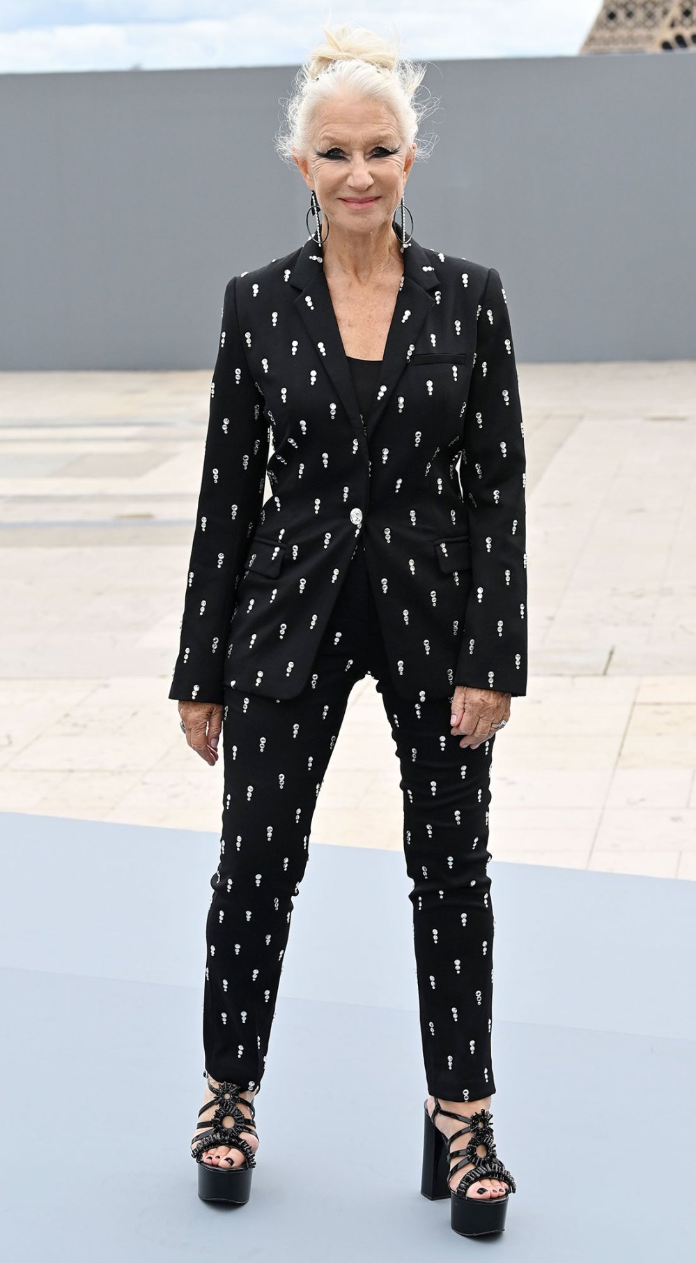 Helen Mirren 76 Struts Down LOreal Catwalk Paris Fashion Week