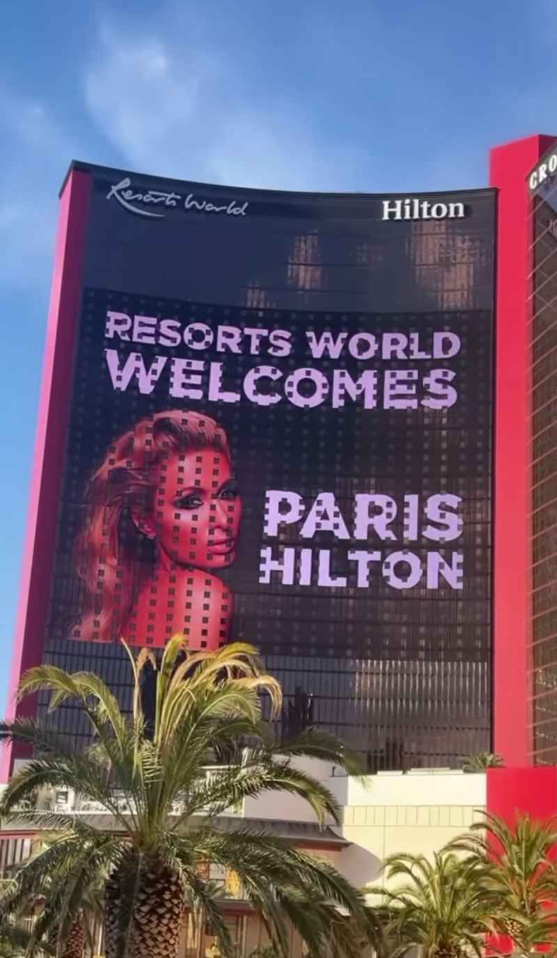 Resorts World Welcomes Paris Hilton sign