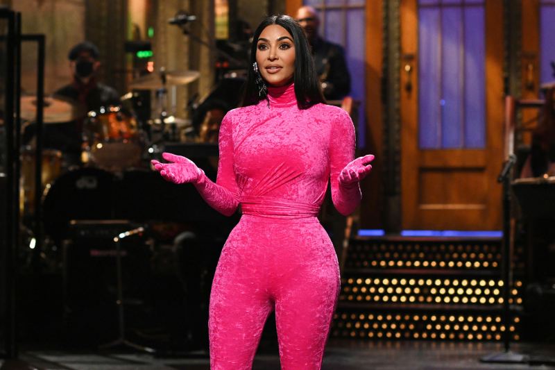 Kim Kardashian Hot Pink Outfits Saturday Night Live 2