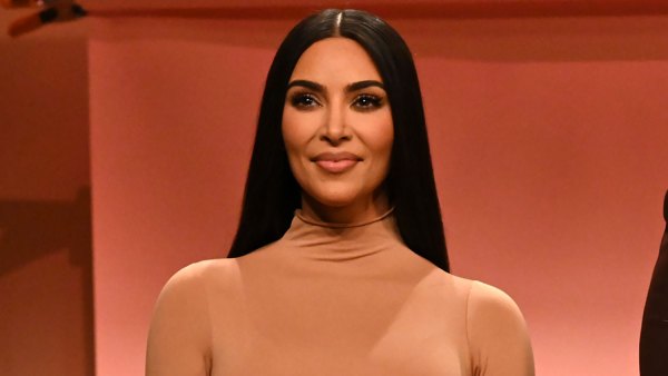 LOL! Watch Kim Kardashian Being Rushed Off ‘SNL’ Stage Between Skits