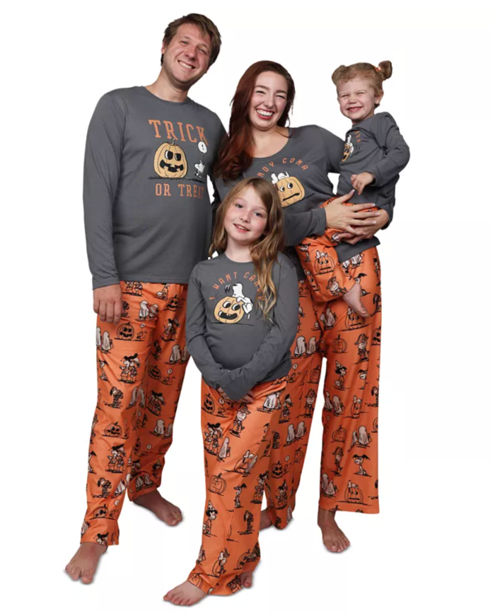 Munki Munki Matching Snoopy & Friends Halloween Family Pajama Set