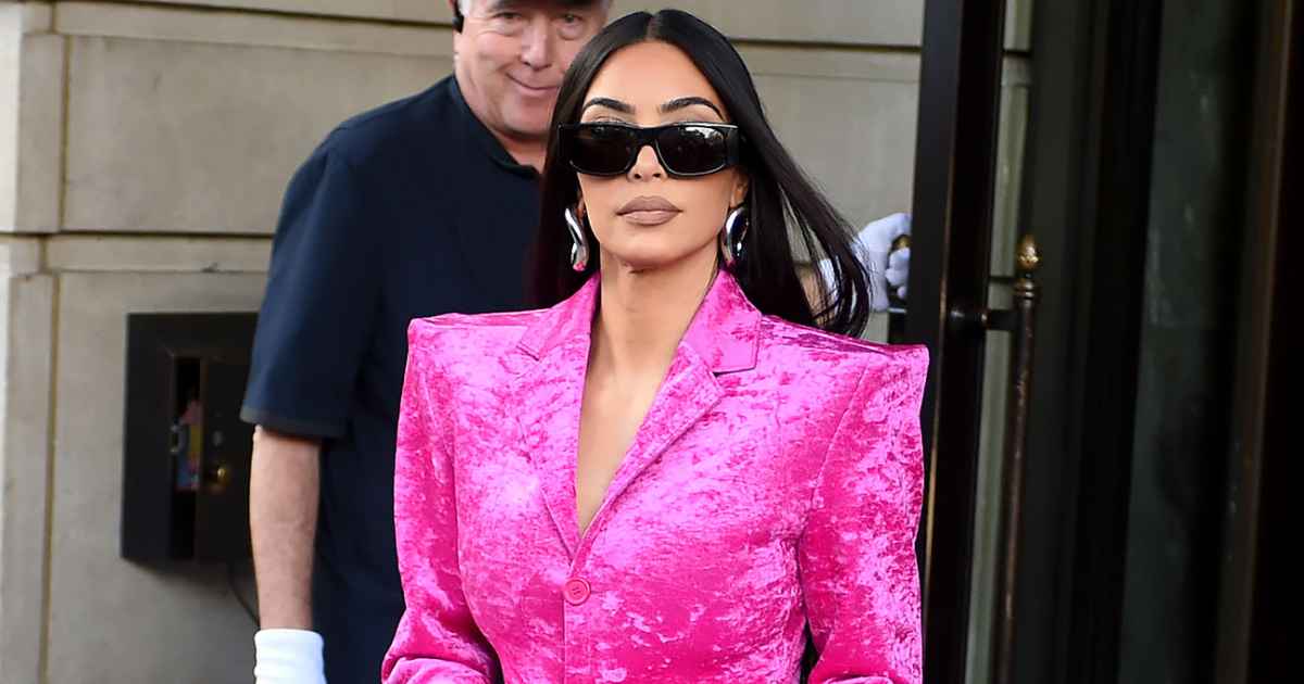 Kim Kardashian Wears Hot Pink to ‘Saturday Night Live’ Rehearsal | Us ...