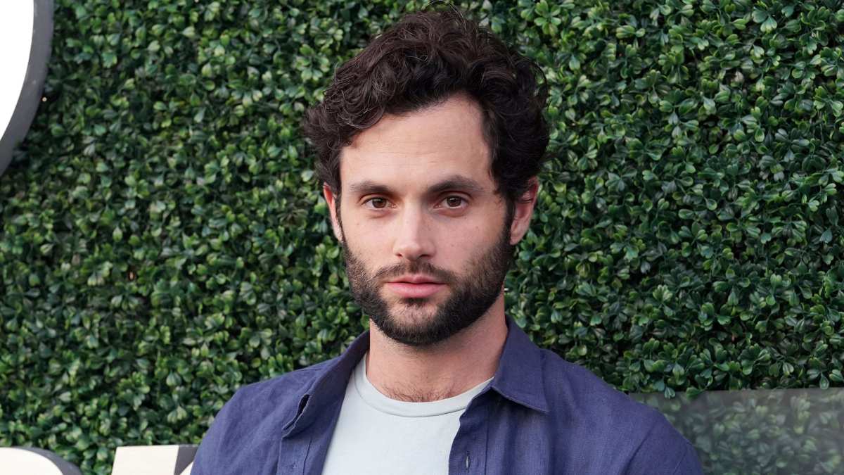 Penn Badgley Names the 'Worst' Thing Dan Did on 'Gossip Girl' | Us Weekly Penn Badgley Names the 'Worst' Thing Dan Did on 'Gossip Girl' | Us Weekly