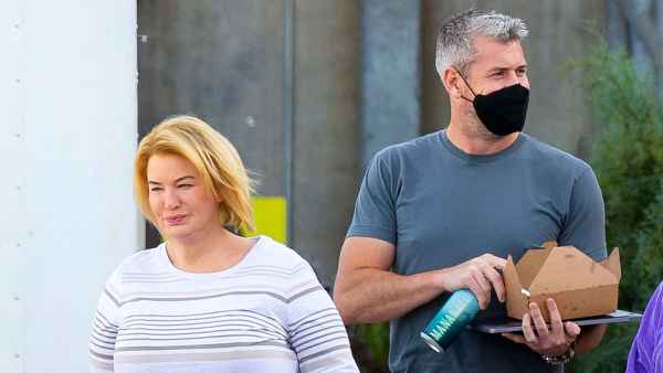 Renée Zellweger Is Unrecognizable in Character During Ant Anstead Set Visit