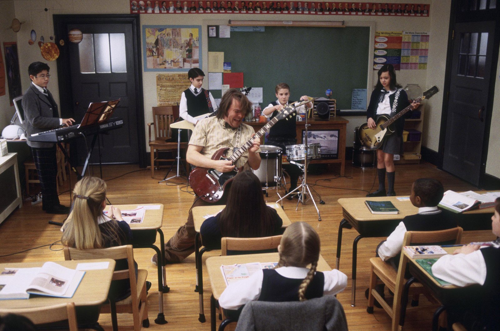 8. How to Style Your Hair Like Joan Cusack in "School of Rock" - wide 2
