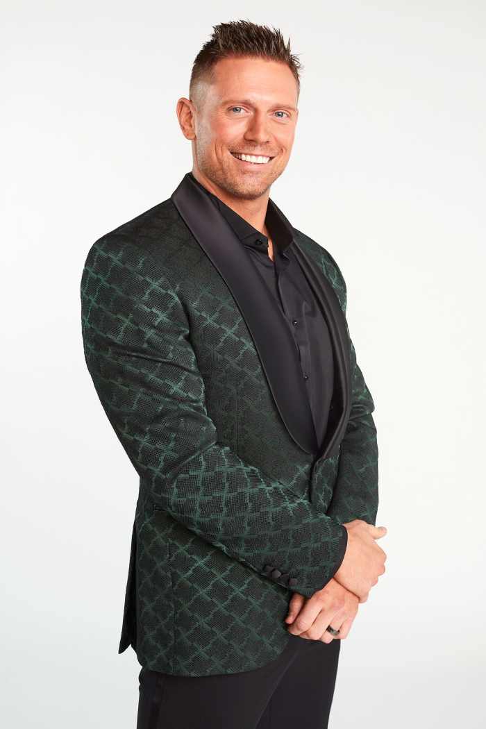The Miz Mike Mizanin Reveals How Much Weight He’s Lost on DWTS 3