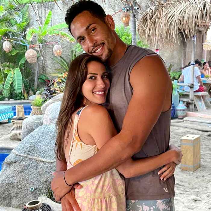 Bachelor in Paradise's Thomas Jacobs Jokes About GF Becca Kufrin 'Charging Through Red Flags'
