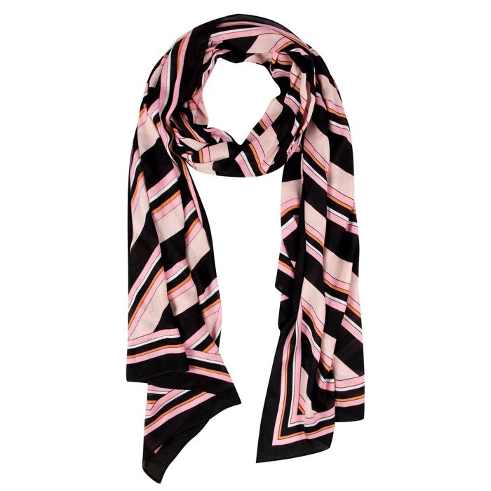 nordstrom-fashion-deals-kate-spade-scarf