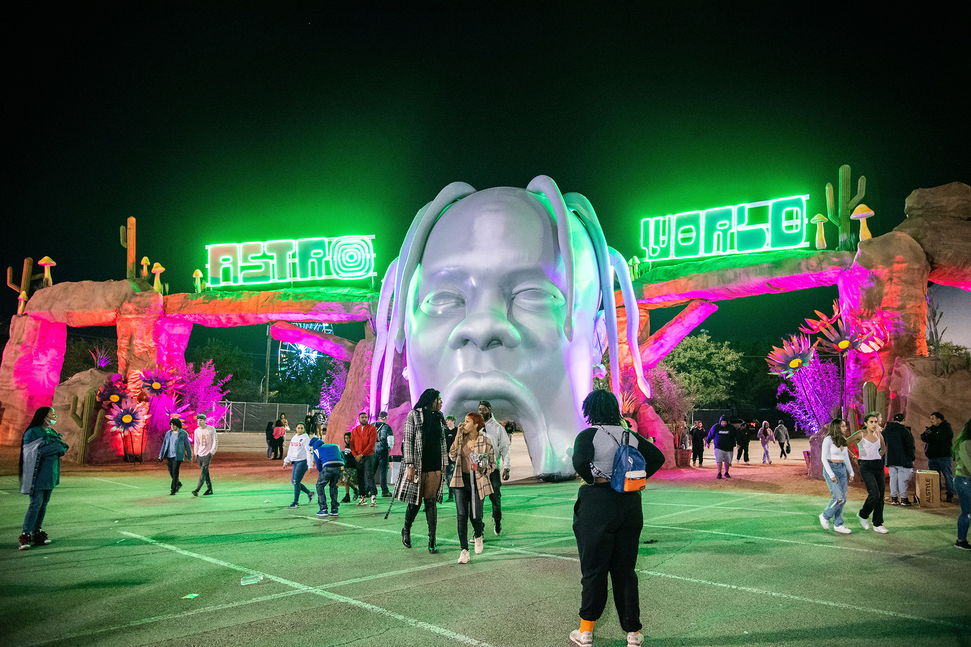 Tragedy at Travis Scott's Astroworld 'preventable,' expert says - Los  Angeles Times