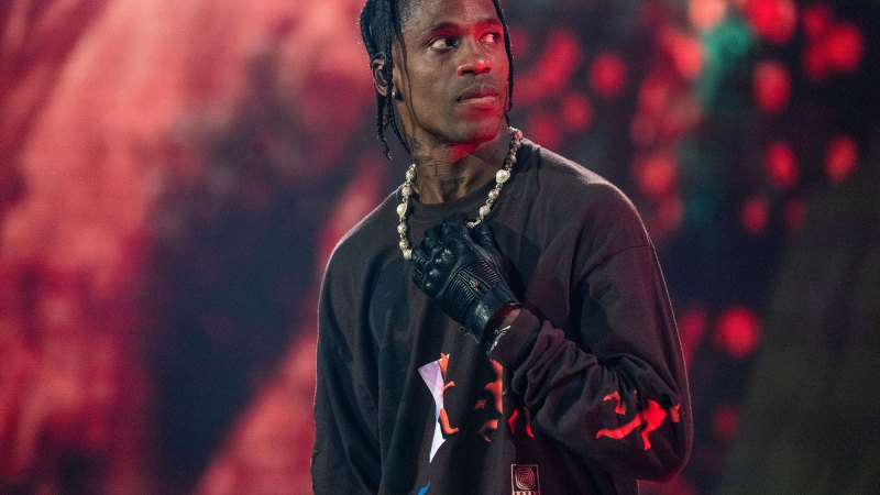 8 Individuals Died More Injured During Mass Crowd Incident at Travis Scotts Astroworld Festival