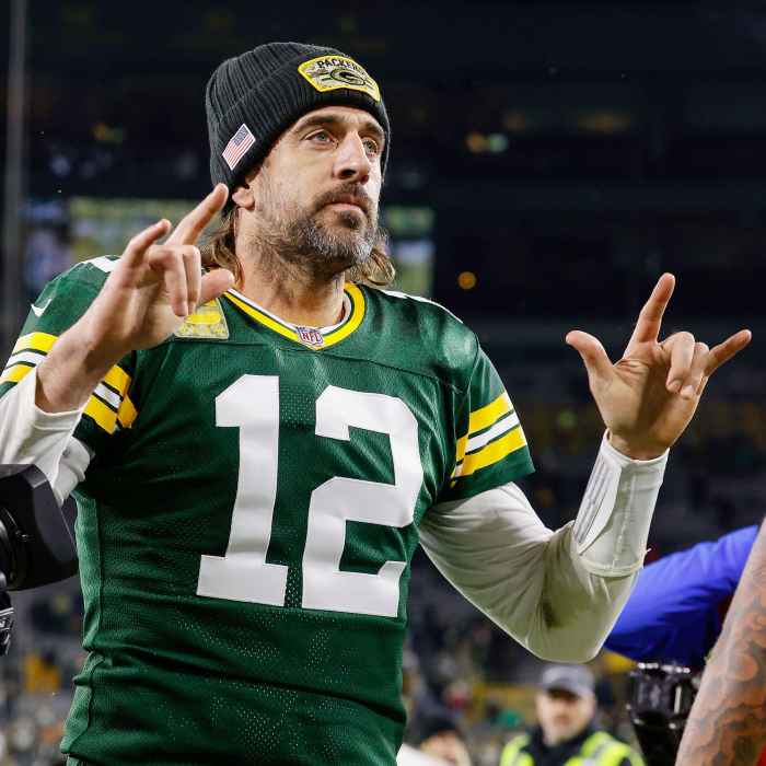 Aaron Rodgers Explains Getting Misty After Returning Field Post Covid