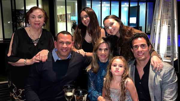 Alex Rodriguez Celebrates Thanksgiving With Ex-Wife Cynthia Scurtis and Their Daughters: 'Grateful'