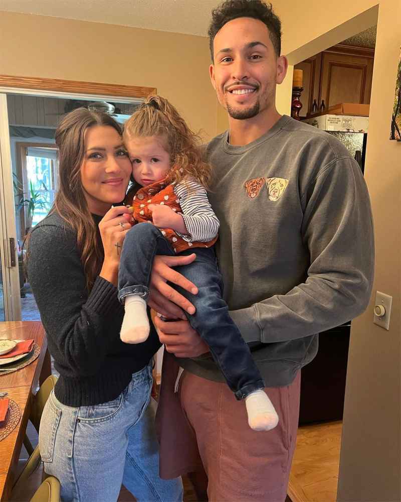 Becca Kufrin Introduces Thomas Jacobs to Her Family 3