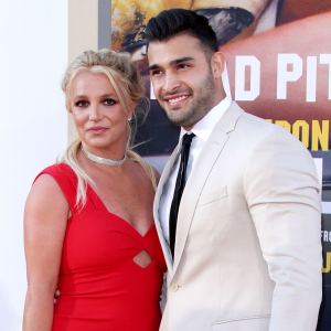 Britney Spears and Sam Asghari Wear ‘Free Britney’ Shirts Ahead of Key Conservatorship Hearing: ‘Fundamental Human Rights’