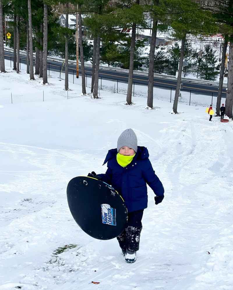 Celebrity Families Playing Snow Winter 2021 Eva Amurri