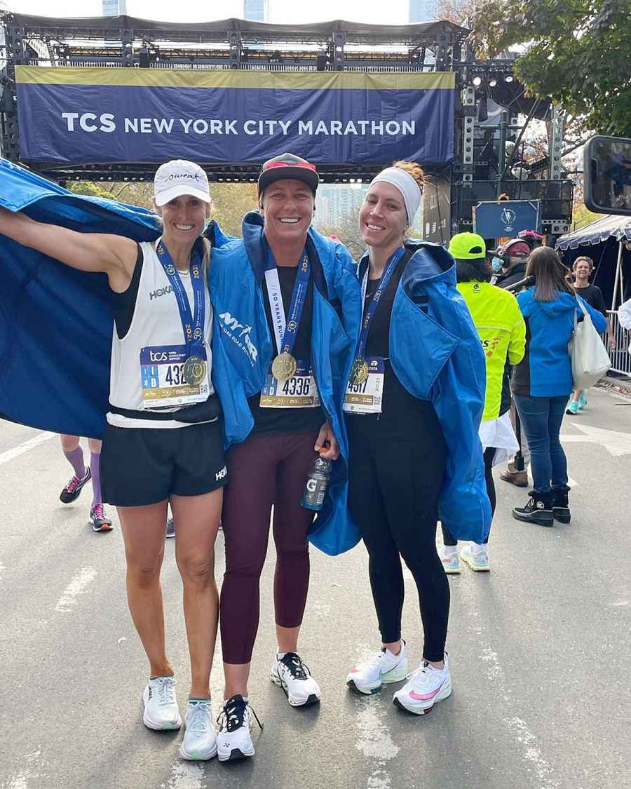 Celebs Who Ran 2021 NYC Marathon See Their Finish Times Abby Wombach