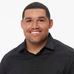 Football Stud 5 Things Know About Bachelorettes Rodney Mathews