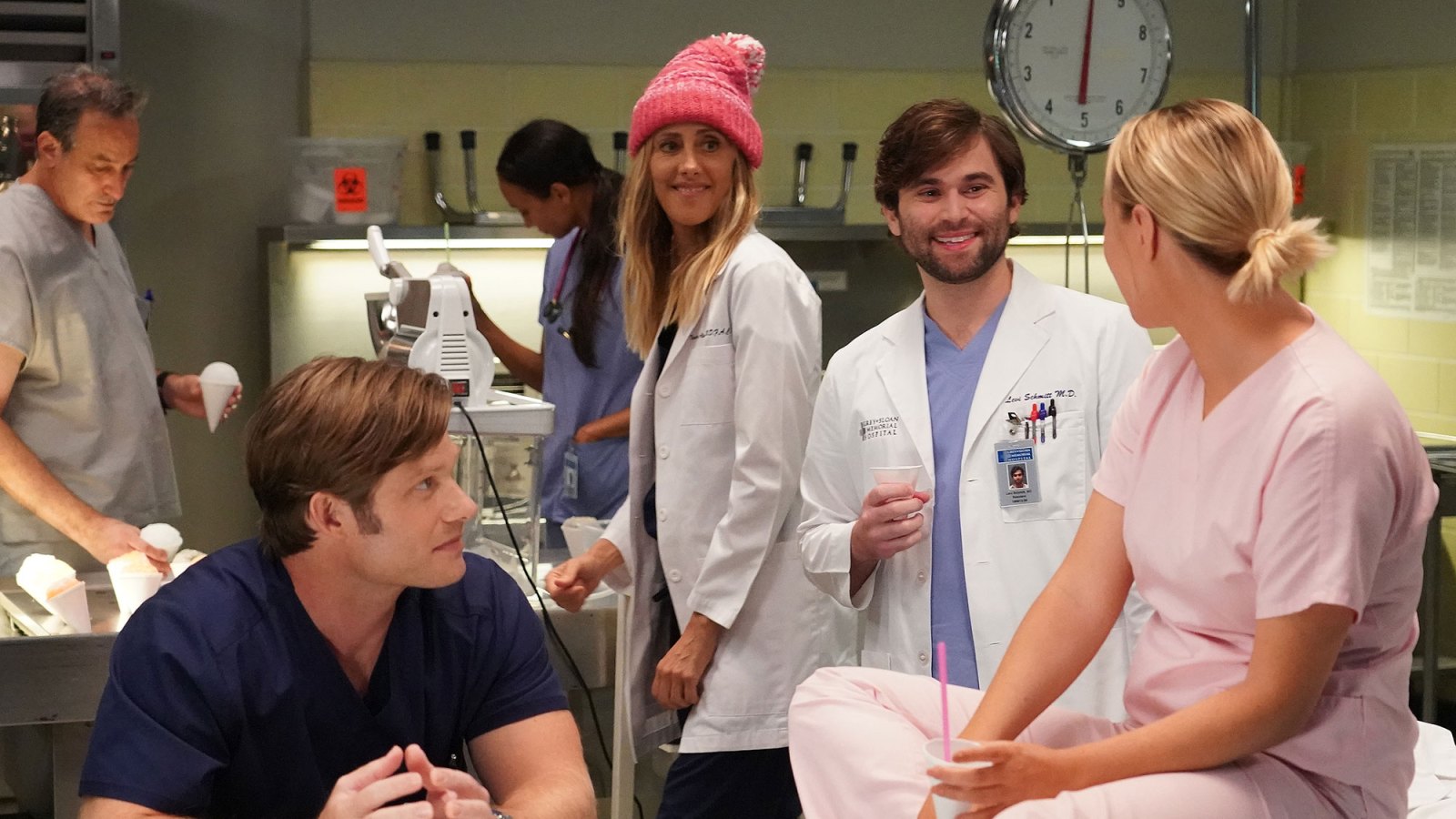 Grey’s Anatomy’ Fans Are Freaking Out Over Which Character Might Get Killed Off Next
