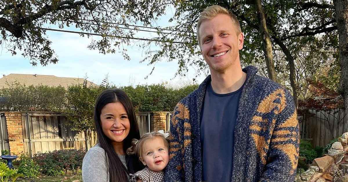 Charlotte's 'Holiday Bachelor' Going Viral After Posting Thanksgiving Date  Packages - Charlotte Stories