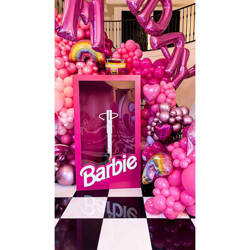 Inside Rob Kardashian Daughter Dream Barbie Themed 5th Birthday Party 8