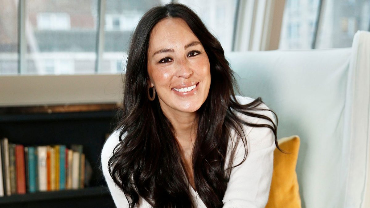 Joanna Gaines Secretly Rocked a Nose Piercing on 'Fixer Upper to Try Something Completely New