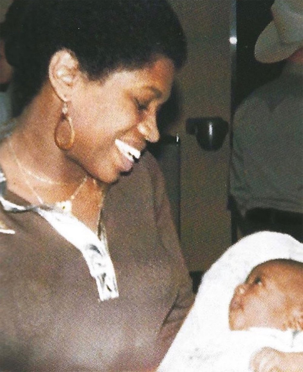 Kanye West Shares Childhood Photo With Late Mom Donda 14 Years After Her Death 2