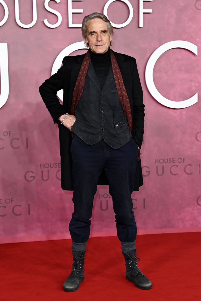 Lady Gaga House Gucci Premiere Dress Has Us Speechless Jeremy Irons