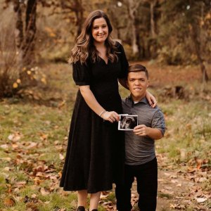Little People Big World’s Tori Roloff Is Pregnant Expecting Baby No 3 With Husband Zach Roloff