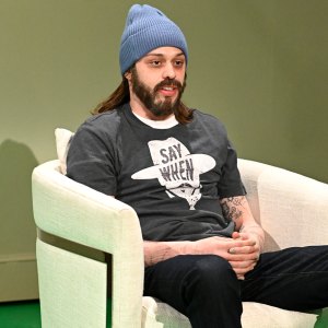 Pete Davidson Channels Aaron Rodgers on 'Saturday Night Live' Amid Vaccine Claims: Watch