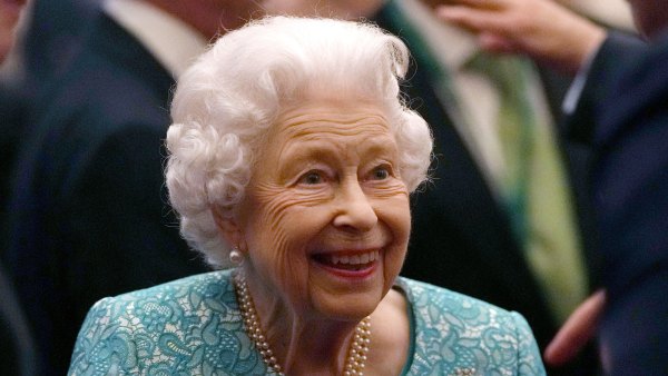 Queen Elizabeth II Congratulates Barbados After Removal Head State