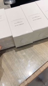 Serena Williams Trolls Sister Venus Williams for Her Shopping Habits